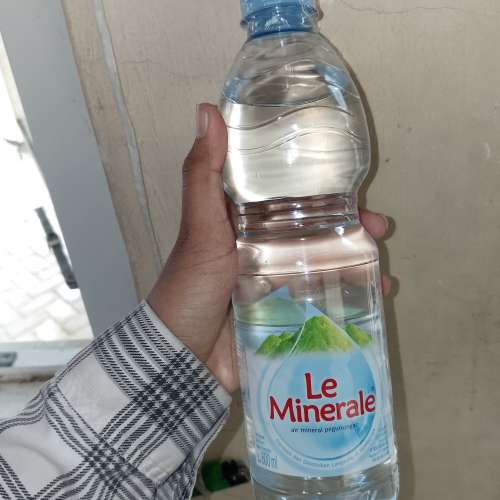 Lee mineral botol