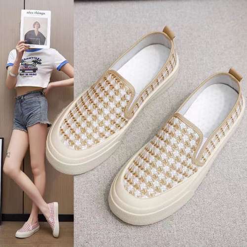 sepatu import sneakers wanita / sepatu import premium/ sepatu slip on wanita / sepatu wanita / fashion wanita / sepatu santai