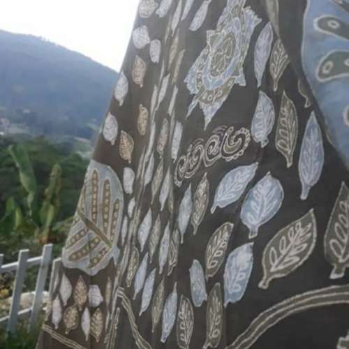 Batik tulis minoux